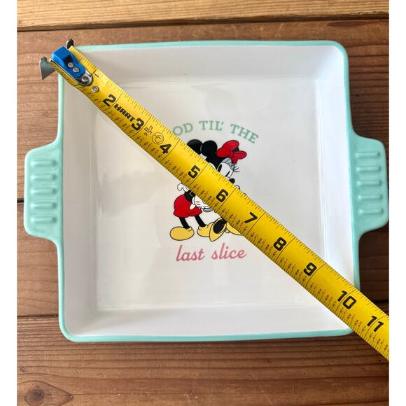 DISNEY EATS Mickey & Minnie Mouse Ceramic Baking Dish "Good Till the Last Slice" - Picture 8 of 9